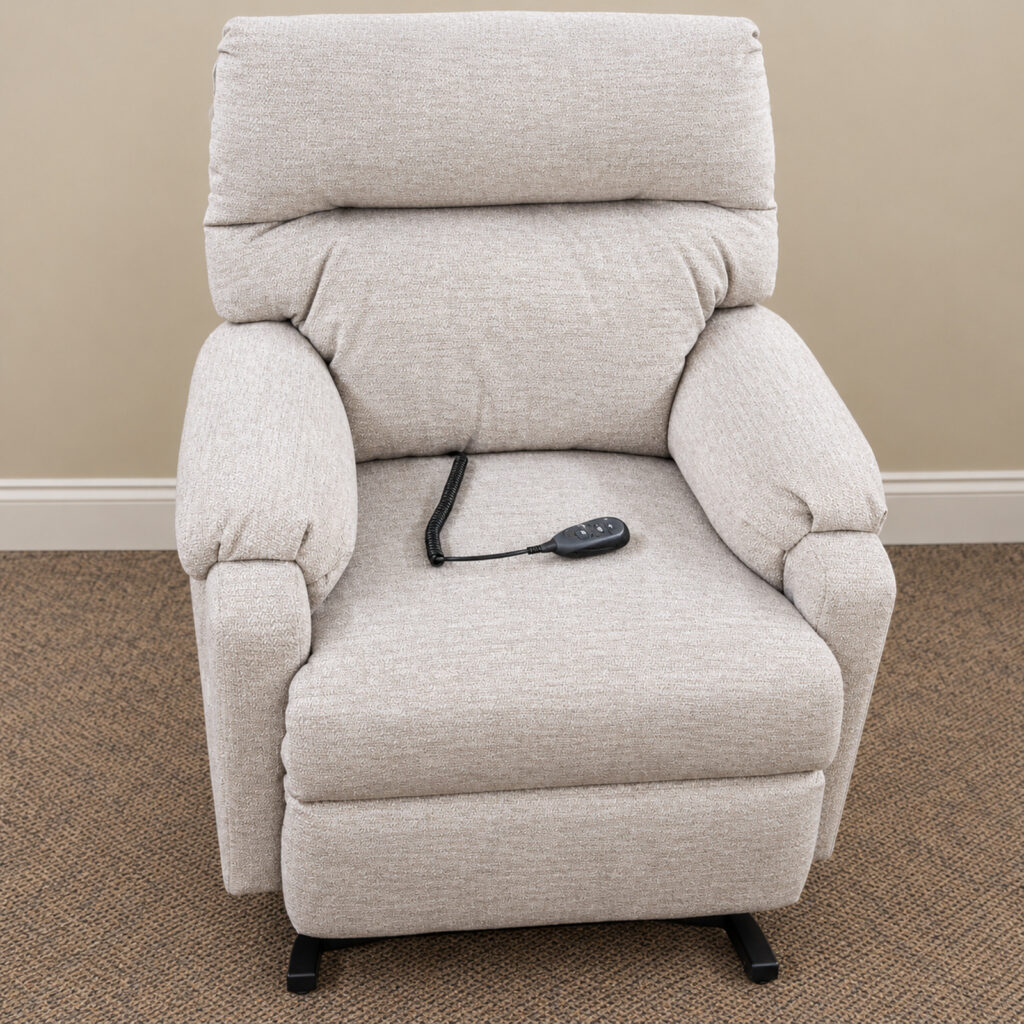 Best Home Furnishings 1AW31 petite lift recliner with one comfort zone